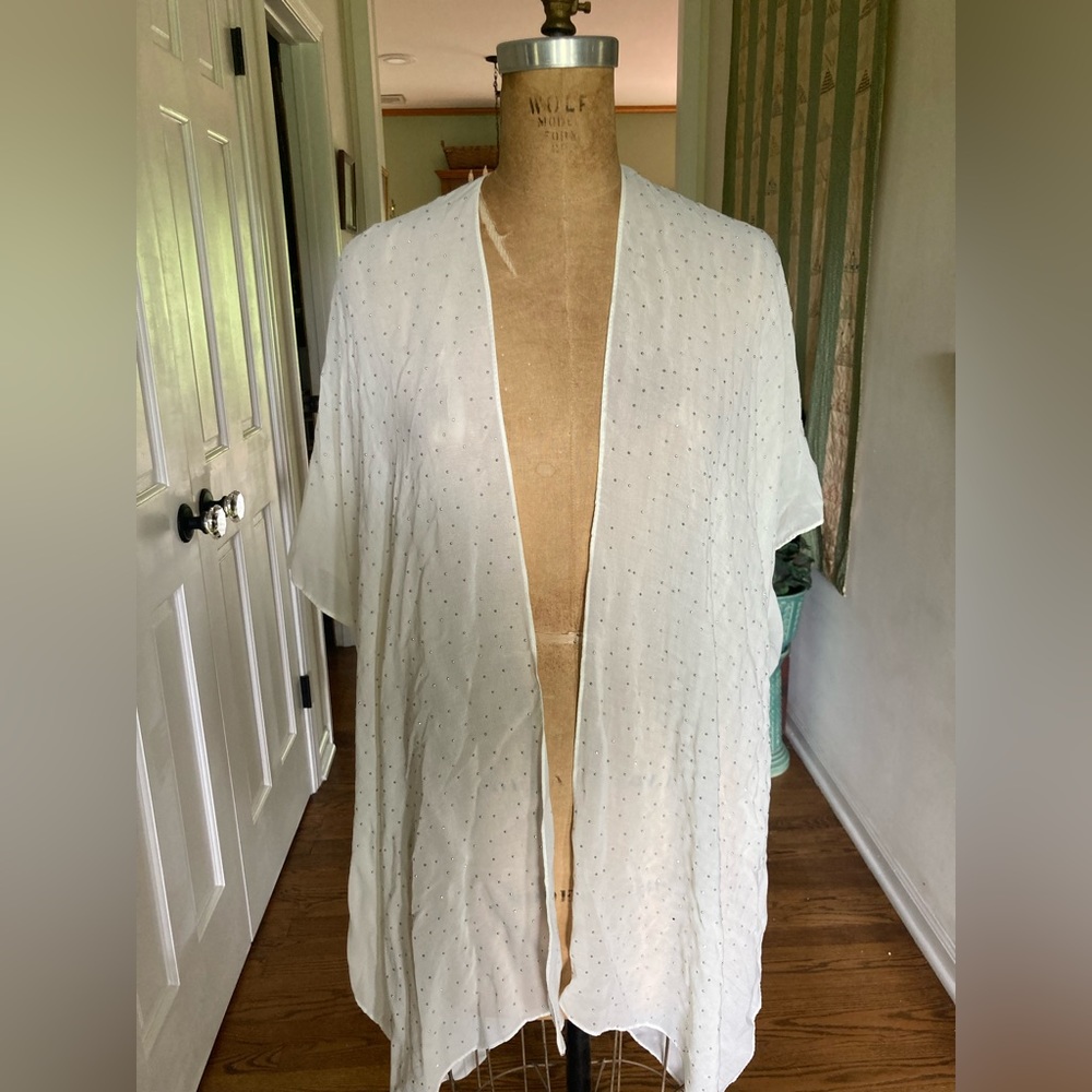 NWT Jessica McClintock Jeweled Coverup Kimono CREAM OS TINY SILVER STUDS S…